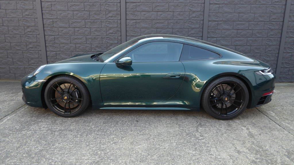 Porsche 992 Carrera 4 GTS