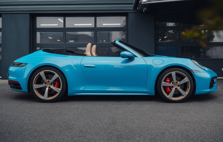 Porsche 992 Carrera 4S