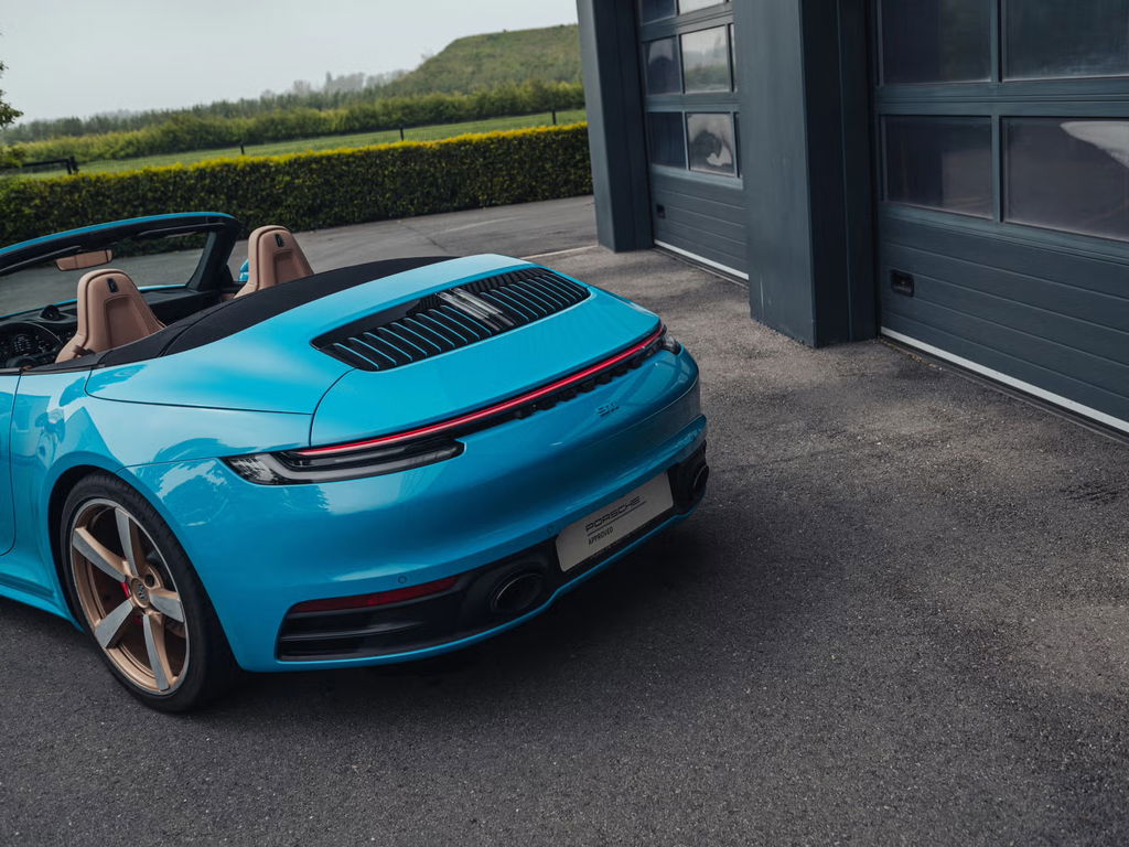 Porsche 992 Carrera 4S