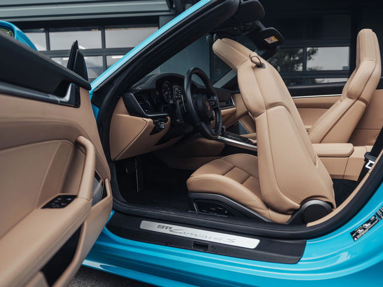 Porsche 992 Carrera 4S