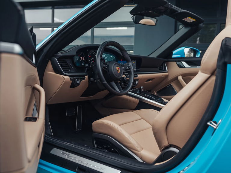 Porsche 992 Carrera 4S