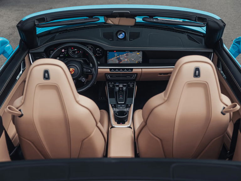 Porsche 992 Carrera 4S