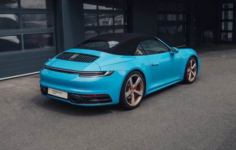 Porsche 992 Carrera 4S