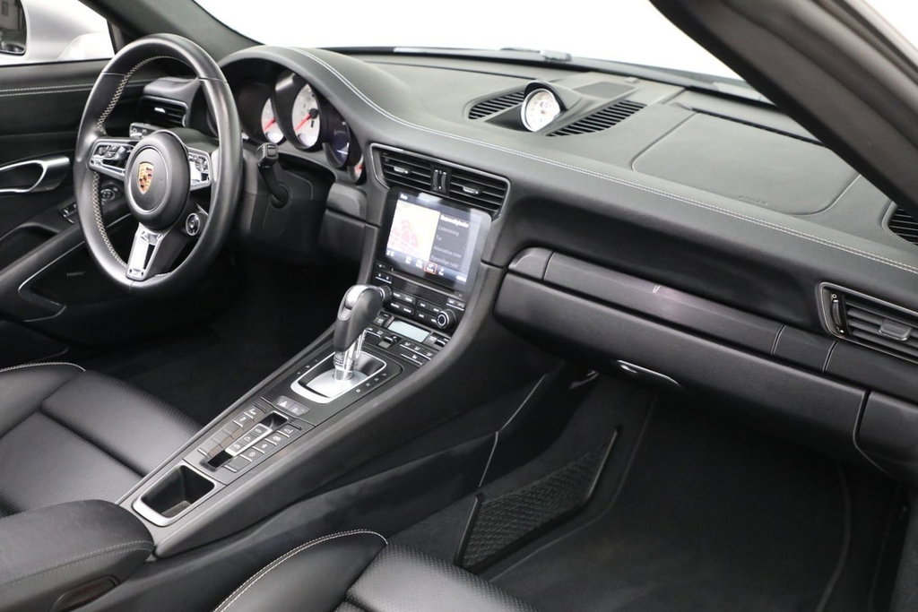 Porsche 991.2 Carrera 4 GTS