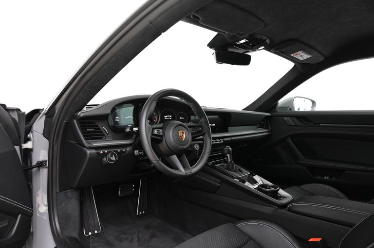 Porsche 992 GT3 Touring