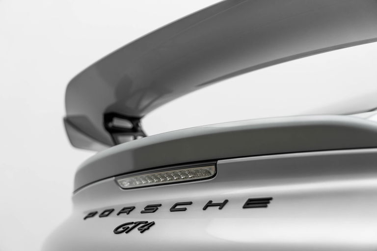 Porsche 981 Cayman GT4