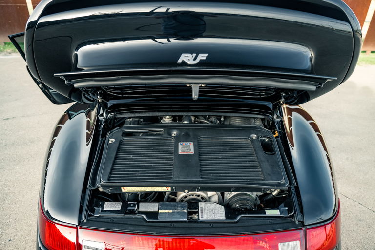 Porsche RUF Turbo R