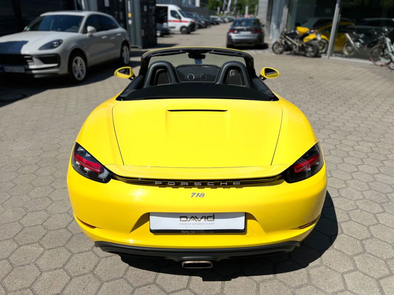 Porsche 718 Boxster