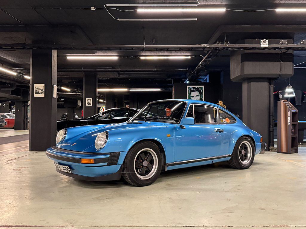 Porsche 911 SC