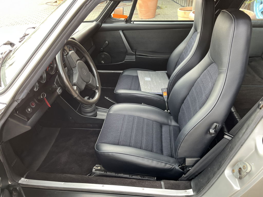 Porsche 911 Carrera 2,7