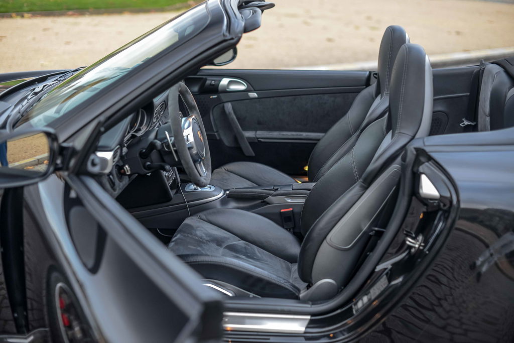 Porsche 997.2 Carrera GTS