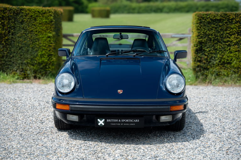 Porsche 911 Carrera 3.2