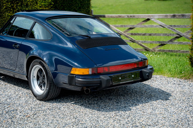 Porsche 911 Carrera 3.2