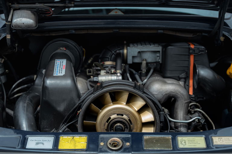 Porsche 911 Carrera 3.2