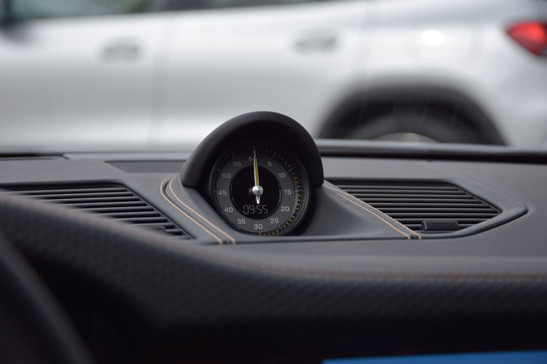 Porsche 992 GT3 Touring