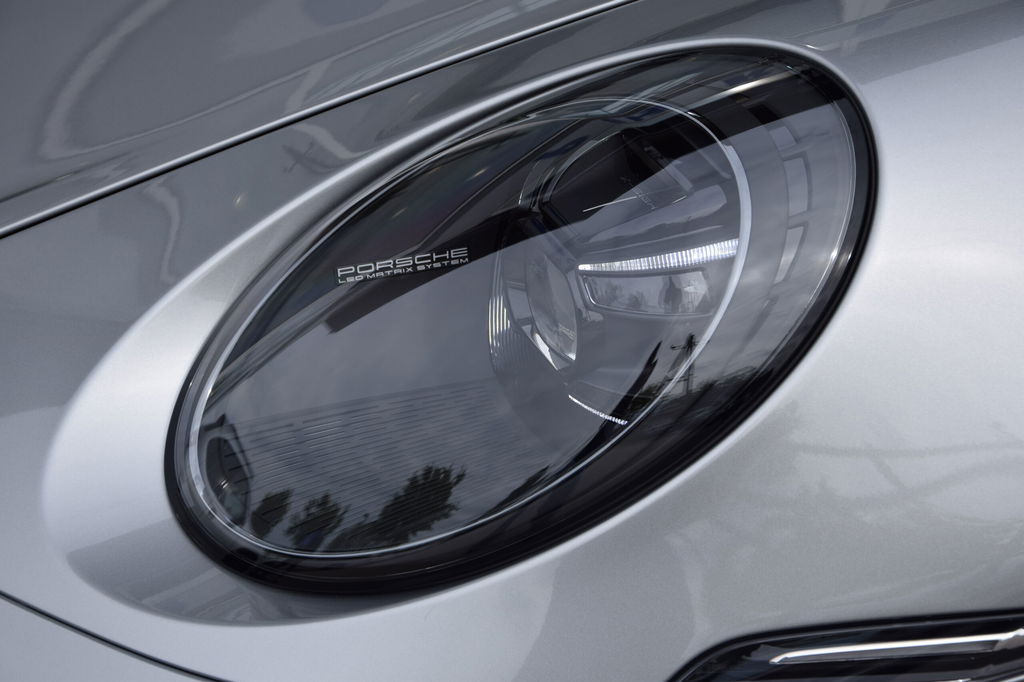 Porsche 992 GT3 Touring