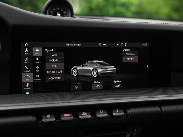 Porsche 992 Carrera 4S