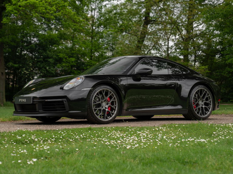 Porsche 992 Carrera 4S
