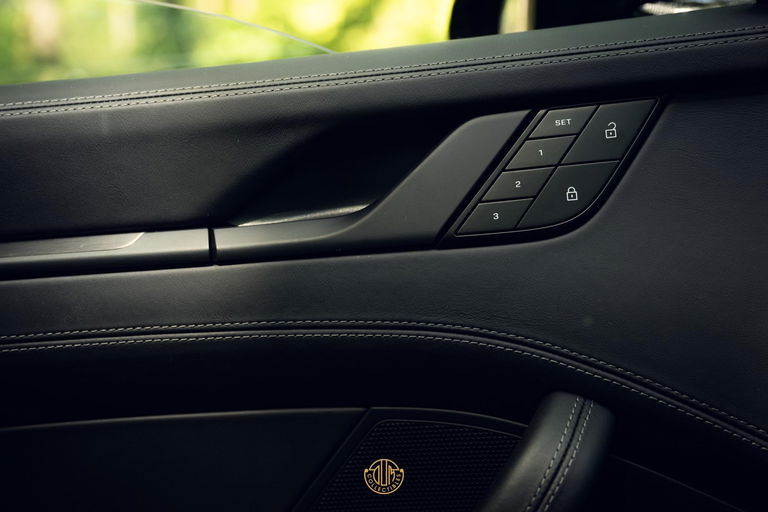 Porsche 992 Edition 50 Jahre Porsche Design