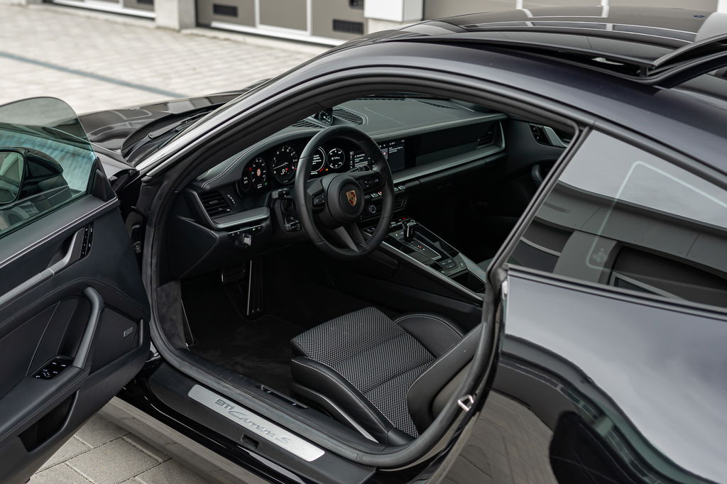 Porsche 992 Carrera S