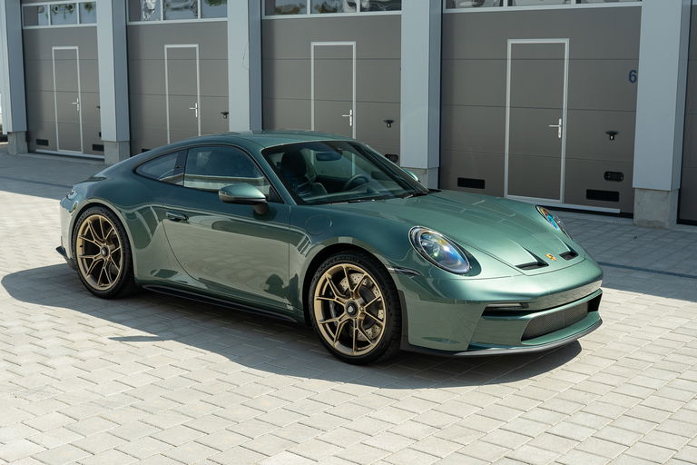 Porsche 992 GT3 Touring