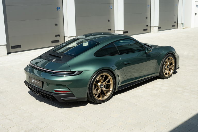 Porsche 992 GT3 Touring