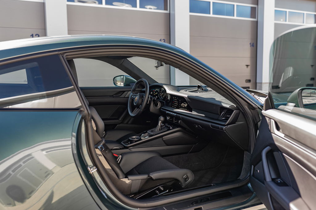 Porsche 992 GT3 Touring