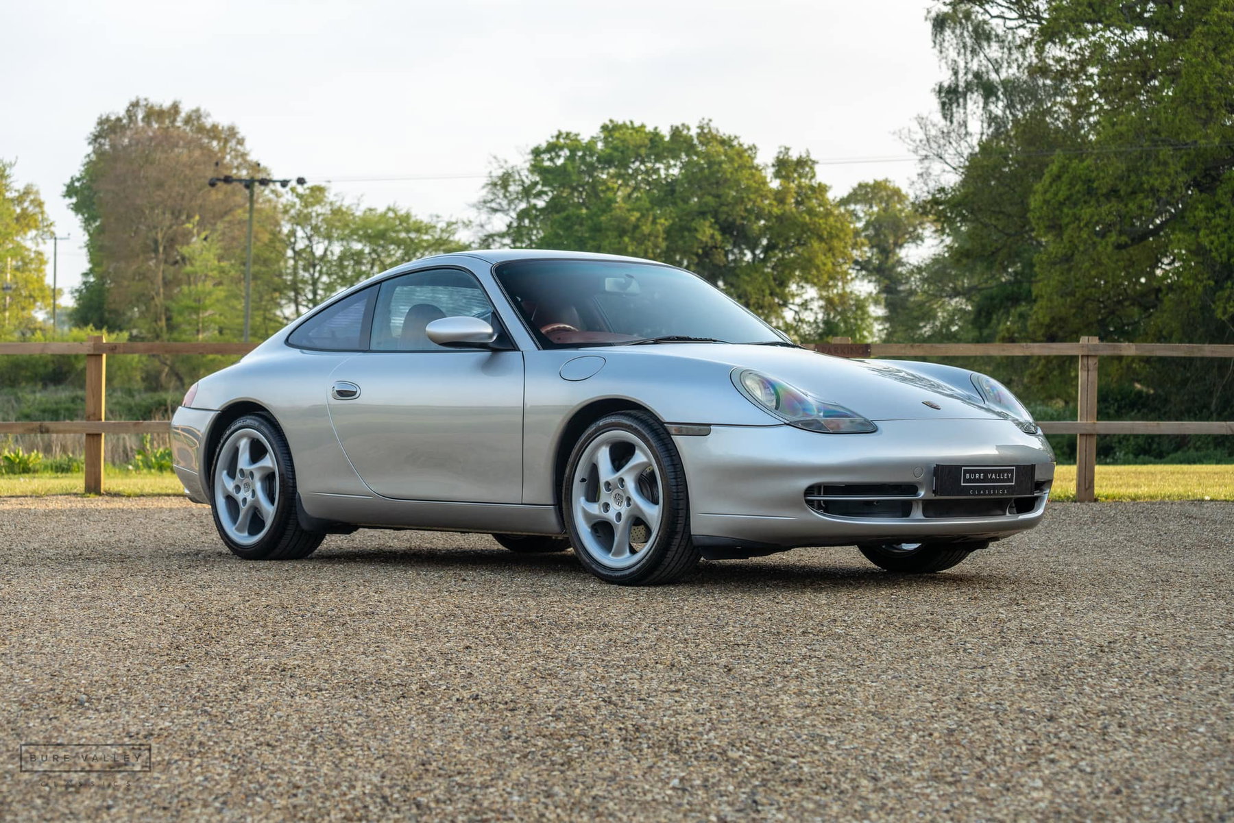 シルバー Bonhams Cars : 2004 Porsche 996.2 GT2 Chassis no