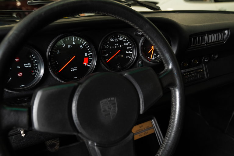 Porsche 911 Carrera 3.2