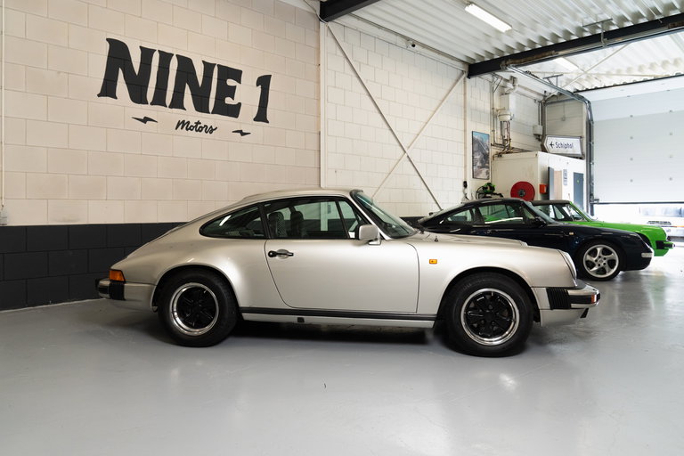 Porsche 911 Carrera 3.2