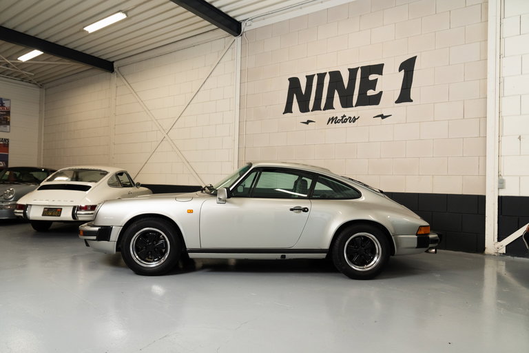 Porsche 911 Carrera 3.2