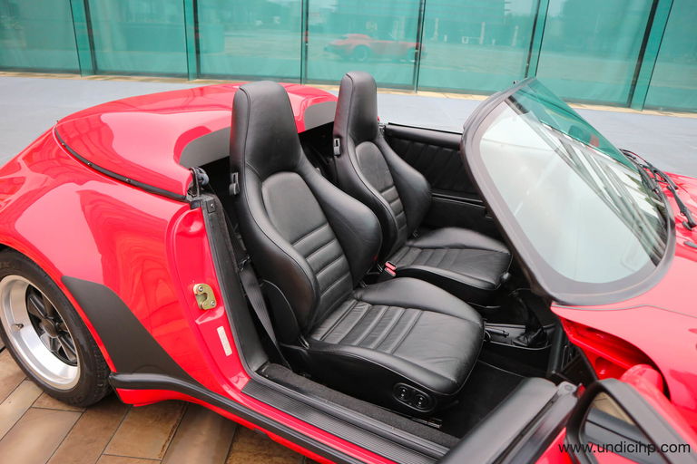 Porsche 911 Carrera 3.2 Speedster