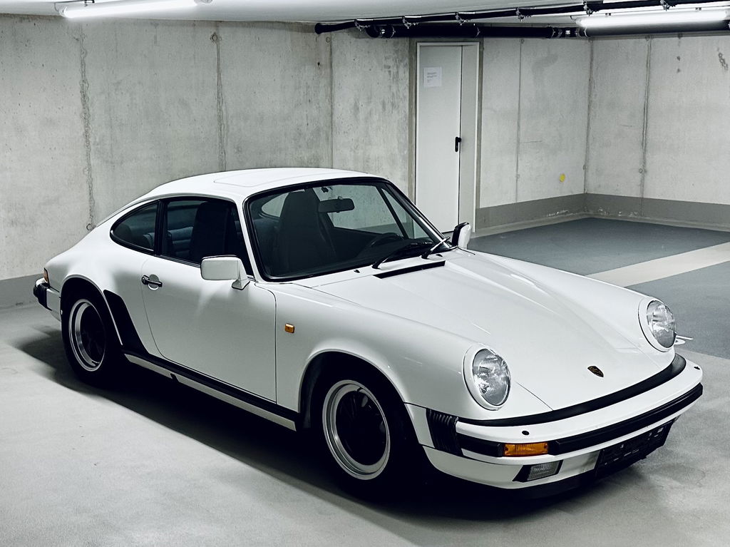 Porsche 911 Carrera 3.2
