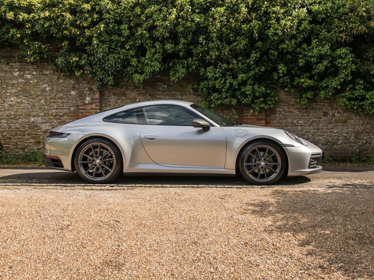 Porsche 992 Carrera T