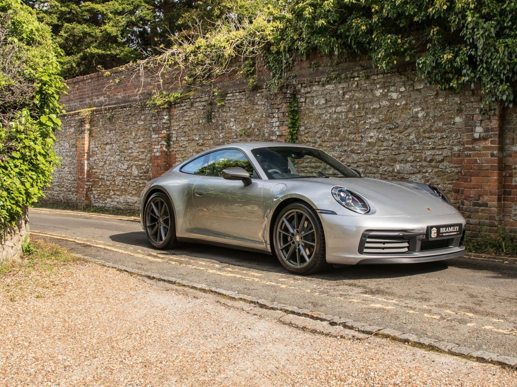 Porsche 992 Carrera T