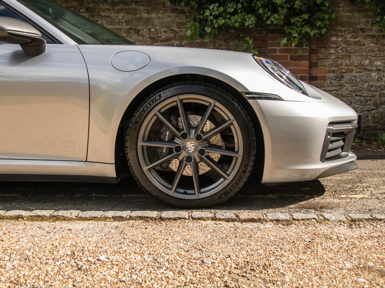 Porsche 992 Carrera T