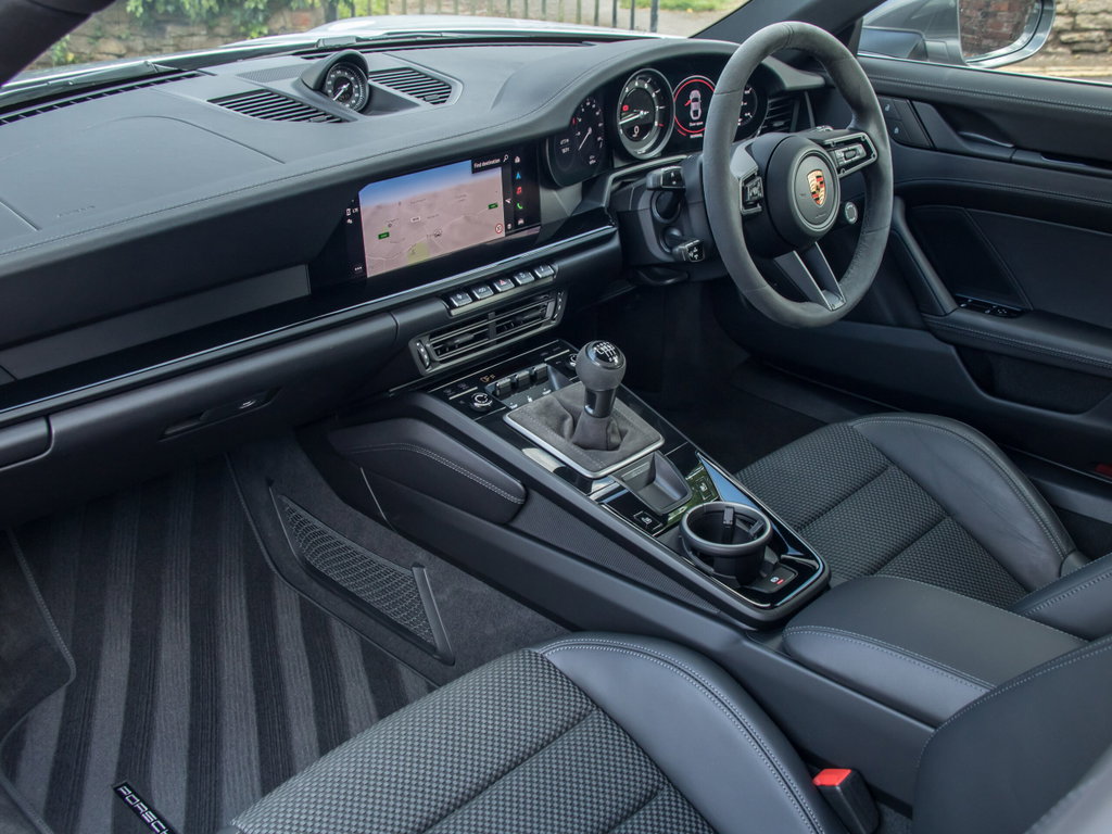 Porsche 992 Carrera T