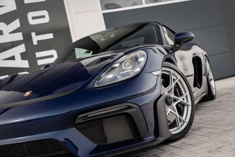 Porsche 718 Spyder RS