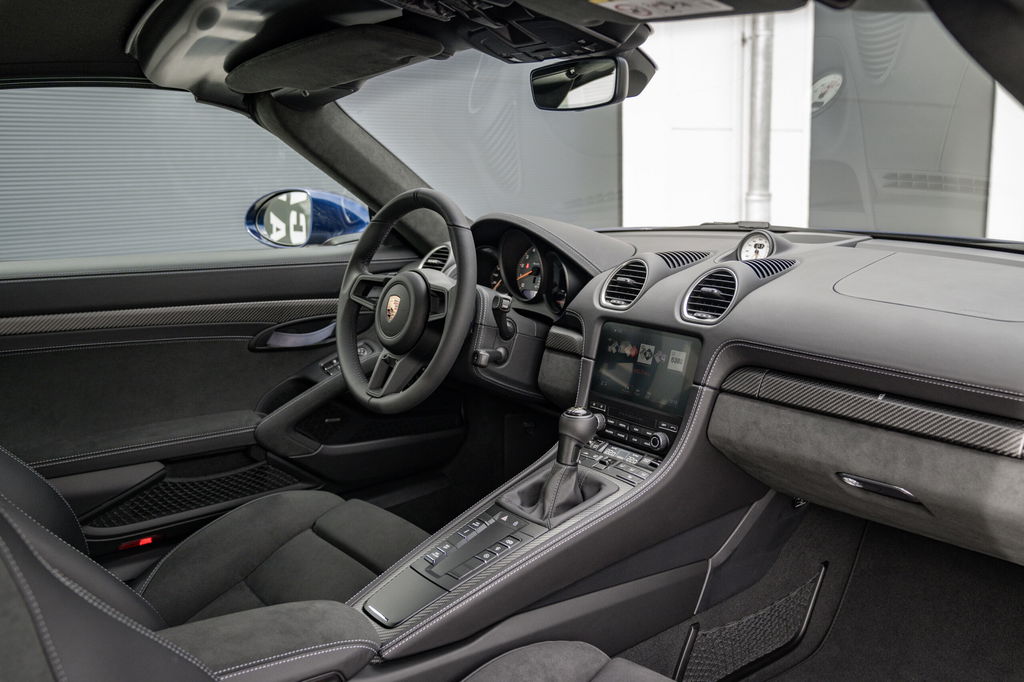 Porsche 718 Spyder RS