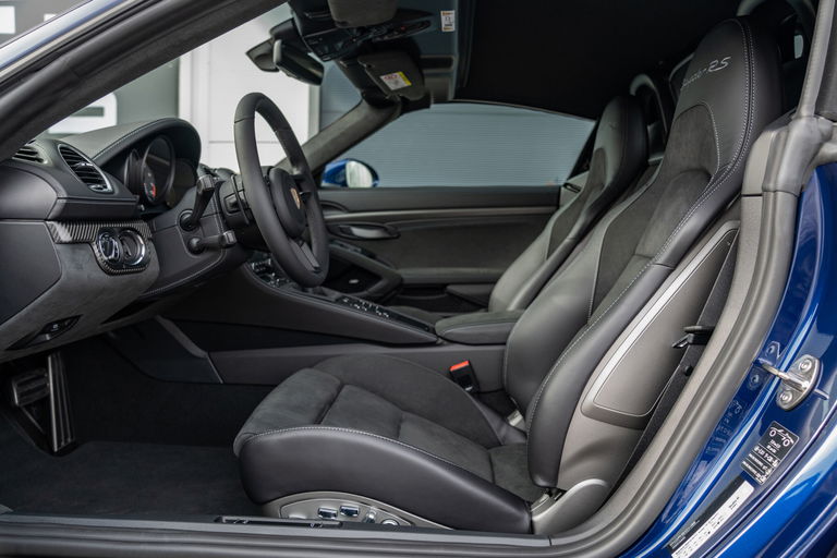 Porsche 718 Spyder RS