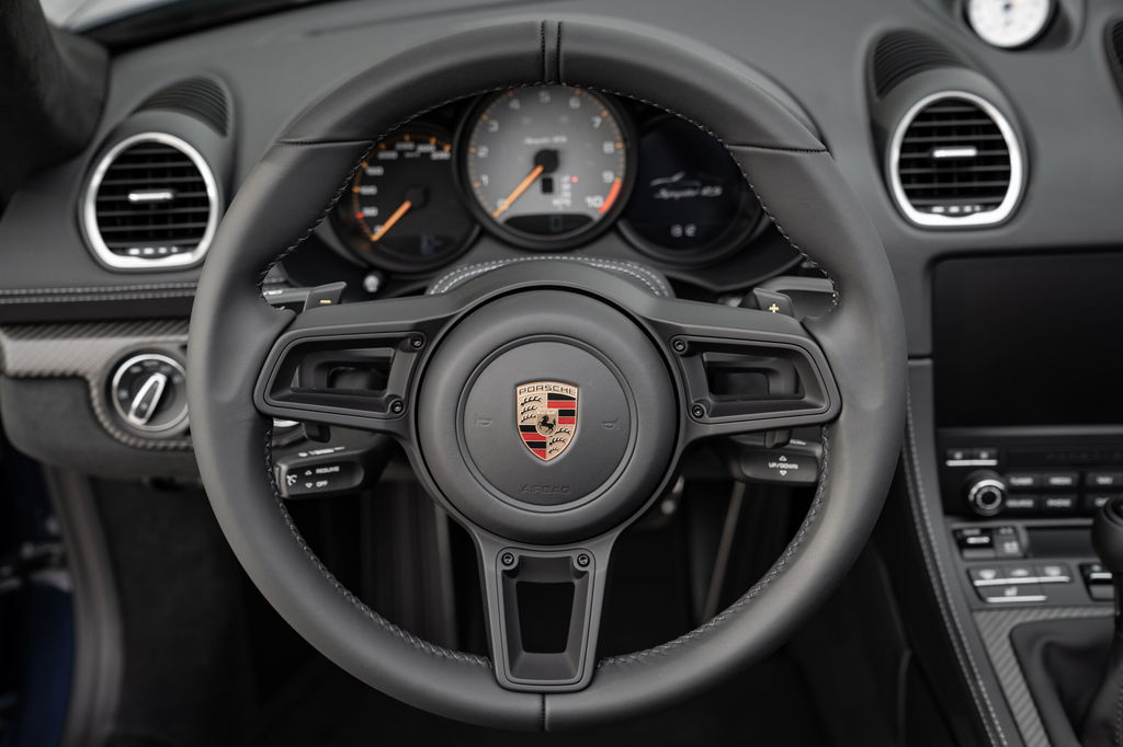 Porsche 718 Spyder RS