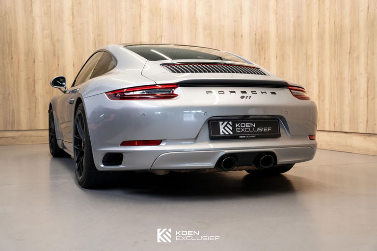 Porsche 991.2 Carrera GTS