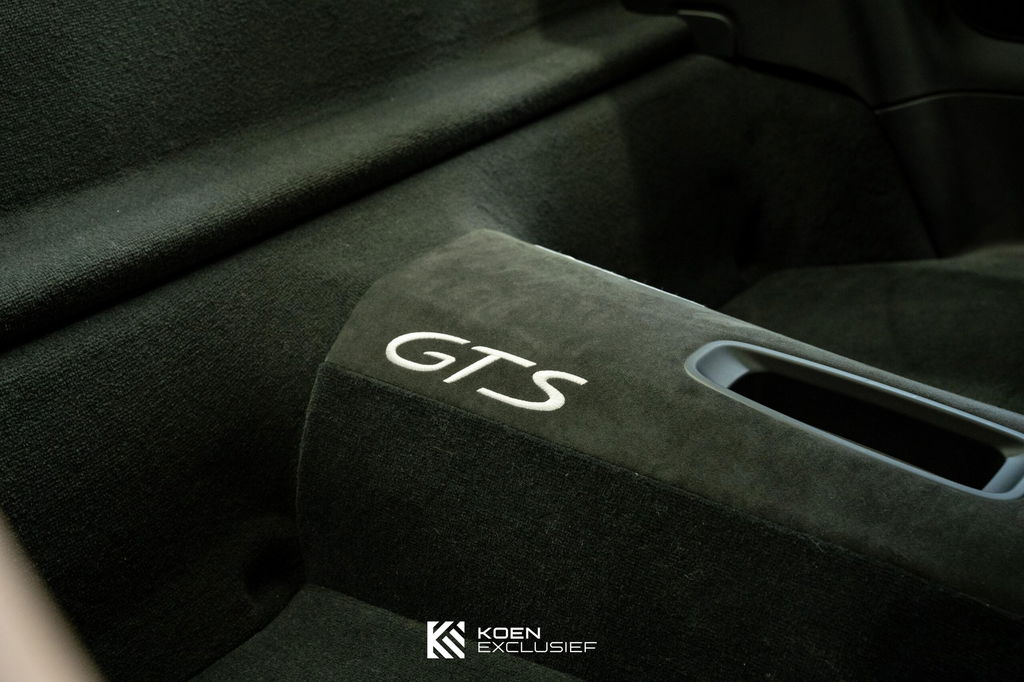 Porsche 991.2 Carrera GTS