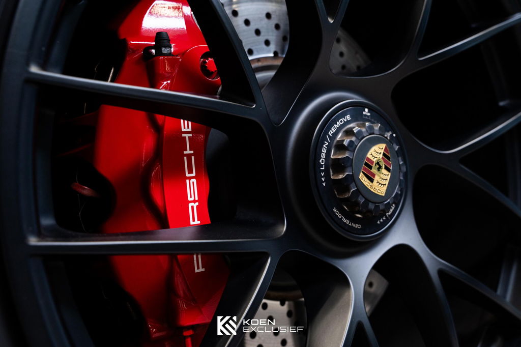 Porsche 991.2 Carrera GTS