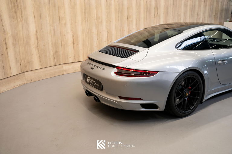 Porsche 991.2 Carrera GTS