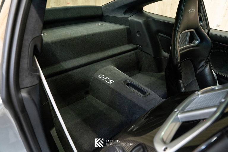 Porsche 991.2 Carrera GTS