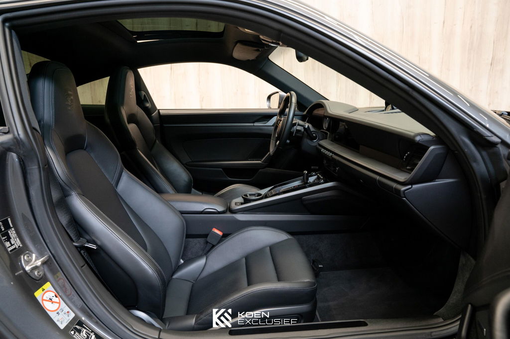 Porsche 992 Carrera S