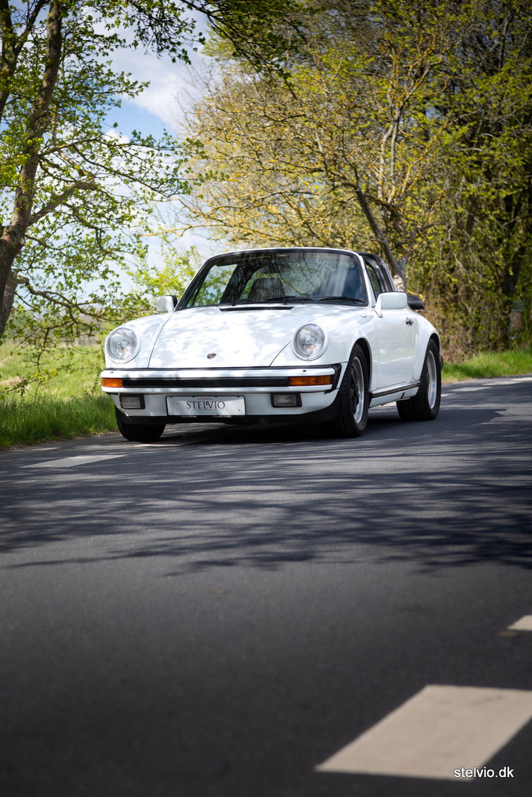 Porsche 911 Carrera 3.2