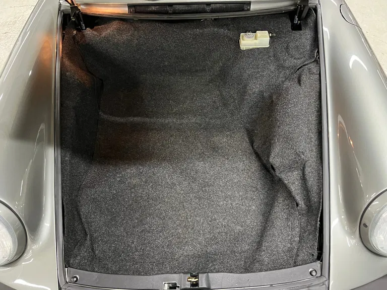 Porsche 911 Carrera 3.2 (US)