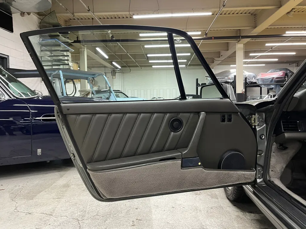 Porsche 911 Carrera 3.2 (US)